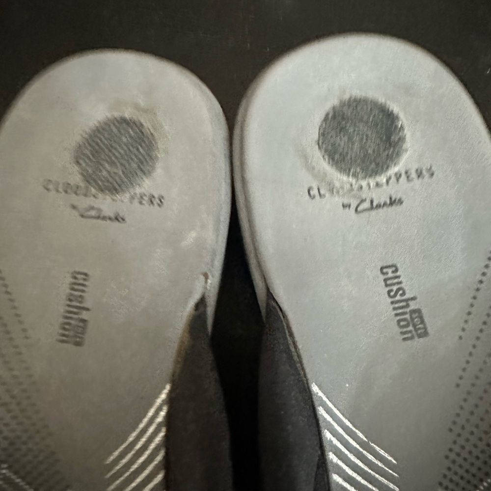 Clarks Cloudsteppers Women's Sandals Size 9 Arla Glison Flip Flop Black Fabric - Picture 6 of 9